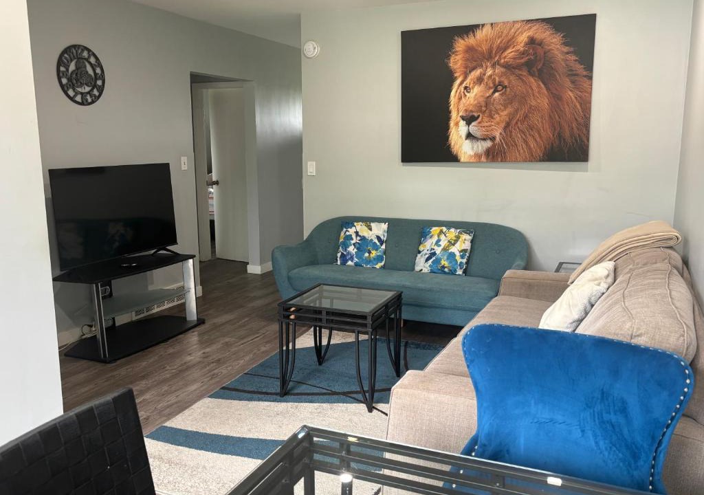 Highland Park Apartment | Cute Highland Park(Upper-A-Unit)