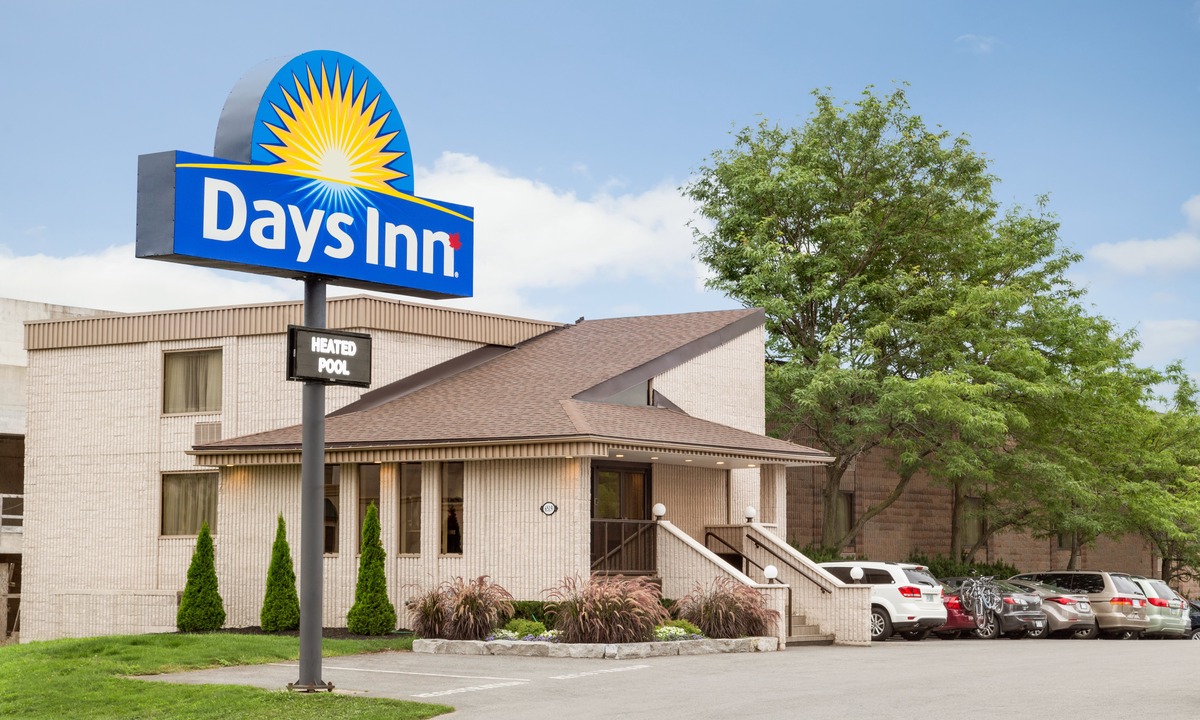 Fallsview Hotel | Days Inn by Wyndham Fallsview