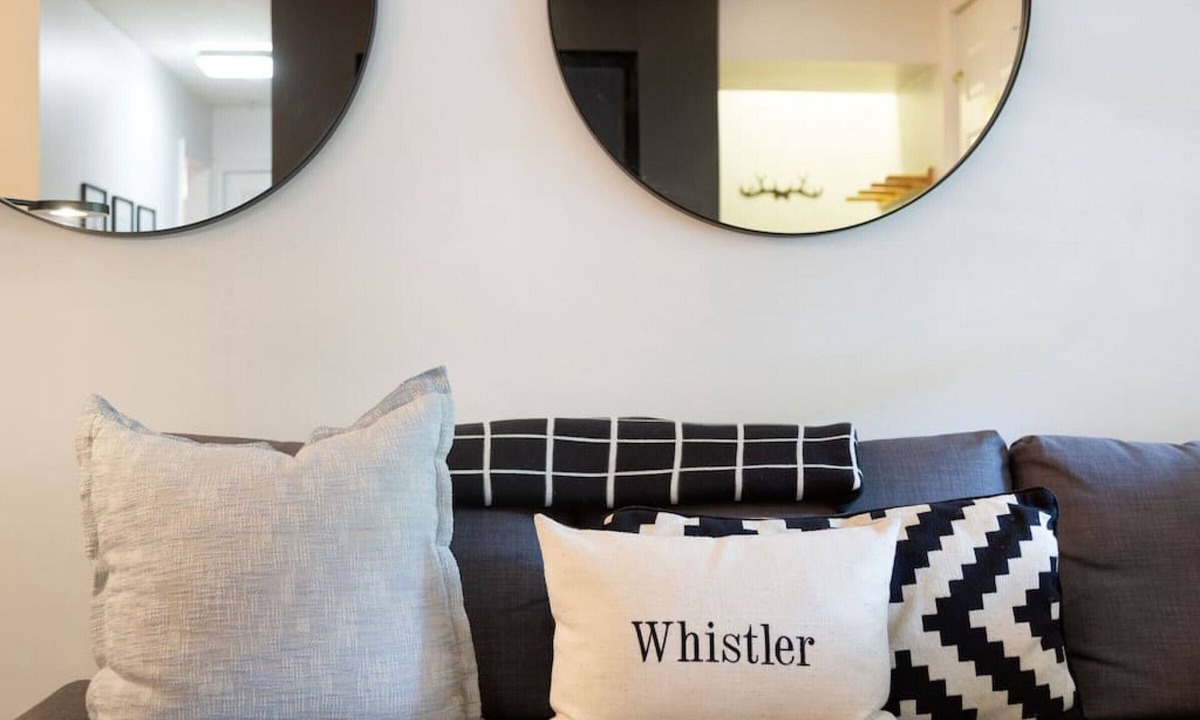 Whistler Cay Heights Villa | Designer home - A/C, pool, hot tub & free parking