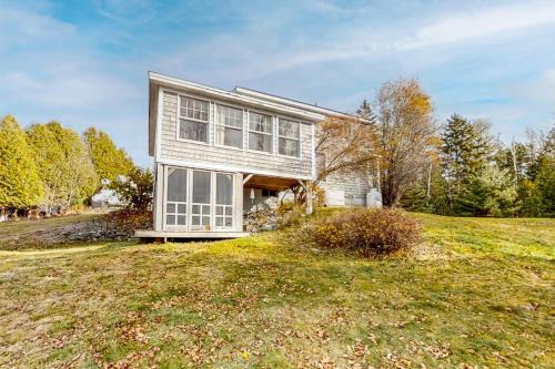 Mount Desert House | Dory Haven: Cove-front Home with sunroom, screened porch & waterfront yard