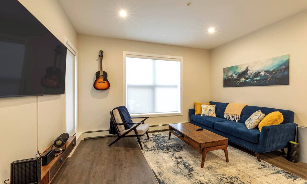 Golden Condo | Downtown Golden Serenity Suite – Riverstone Condo