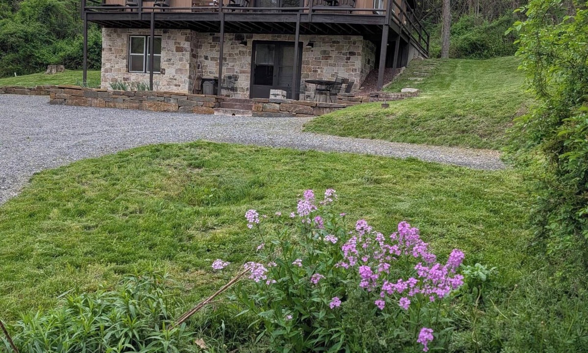 Blairs Mills Cabin | Drive less, explore more the Mountains are calling!