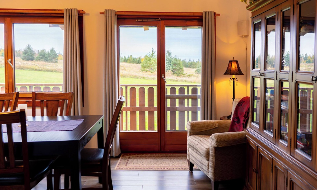 Annapolis Valley Bed & Breakfast | Edelweiss Inn Nova Scotia