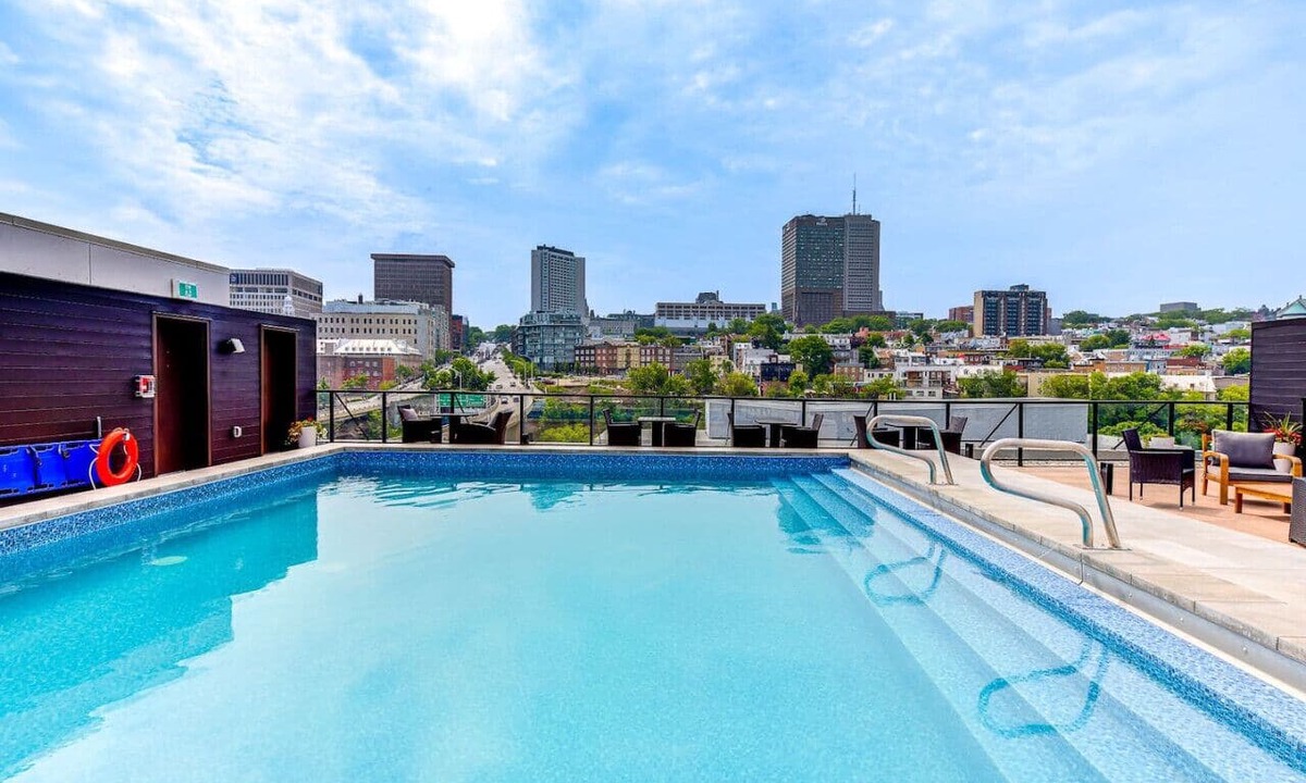 Saint-Roch Condo | El Chico - Rooftop Pool