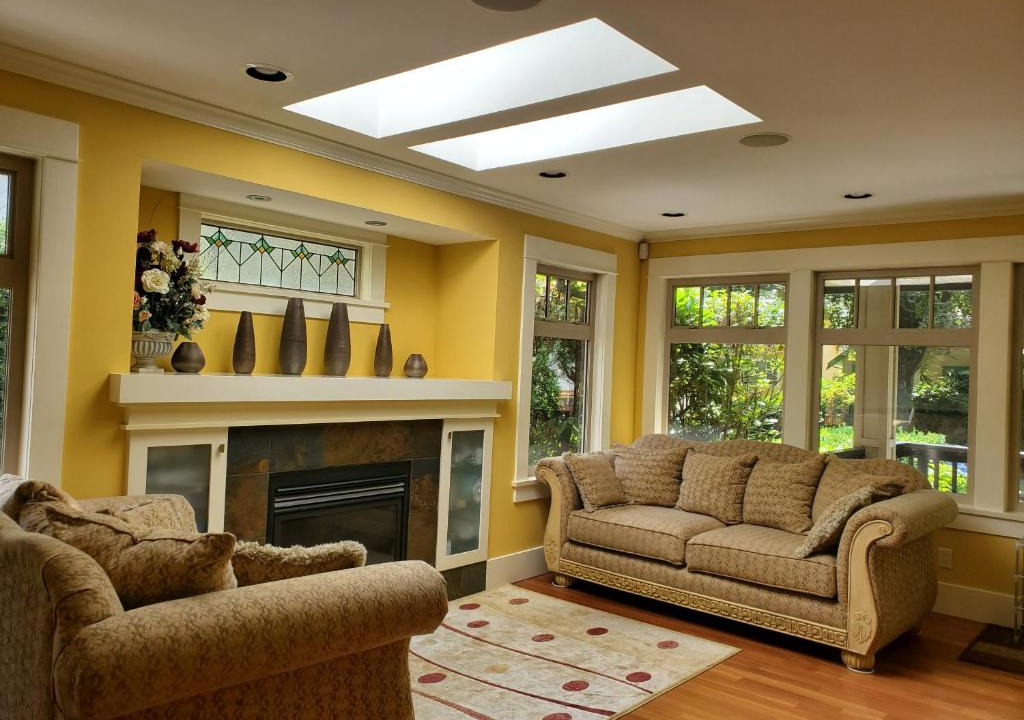 Kitsilano House | Elegant, Sunny Modern Home with Skylights - Kitsilano, Vancouver