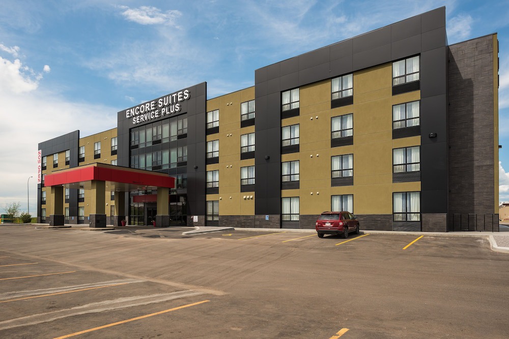 Grande Prairie Hotel | Encore Suites by Service Plus Inns