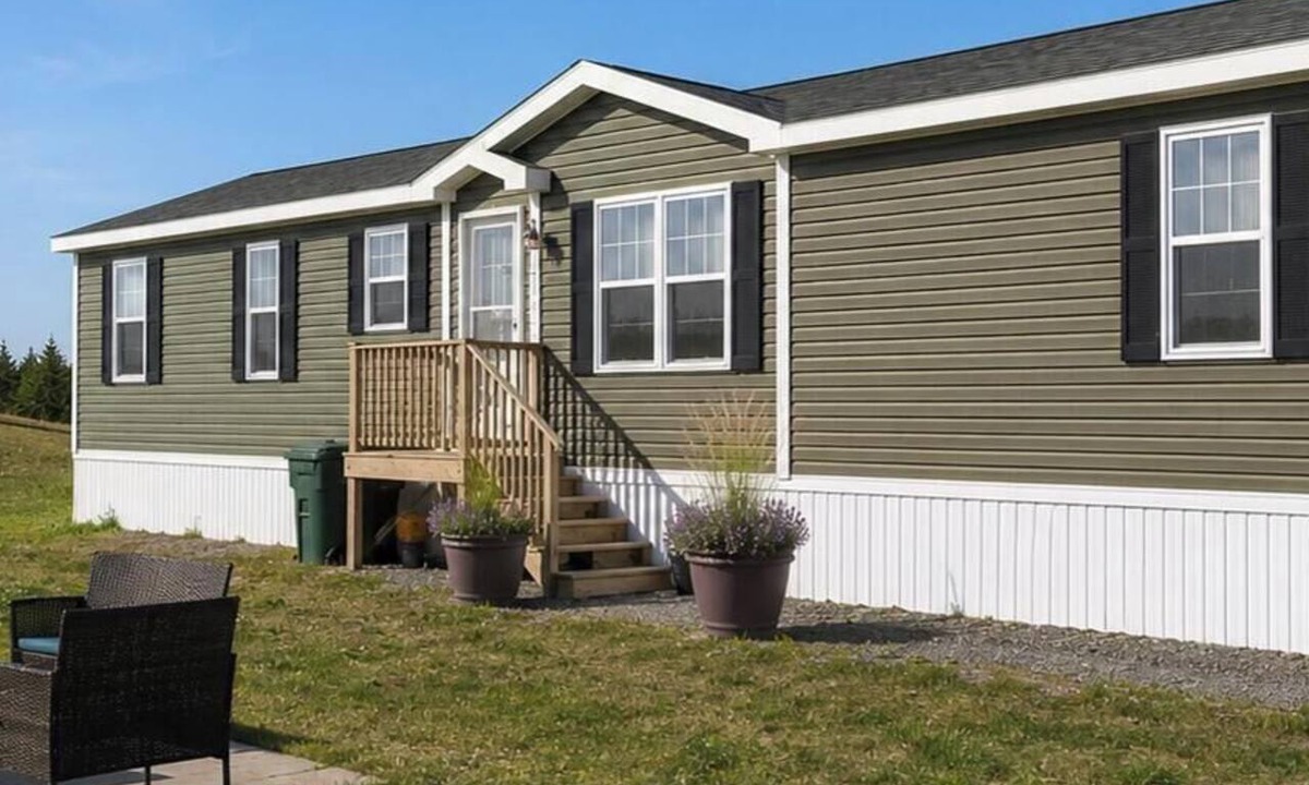 Glace Bay House | Entire House & Windmill Coast Retreat