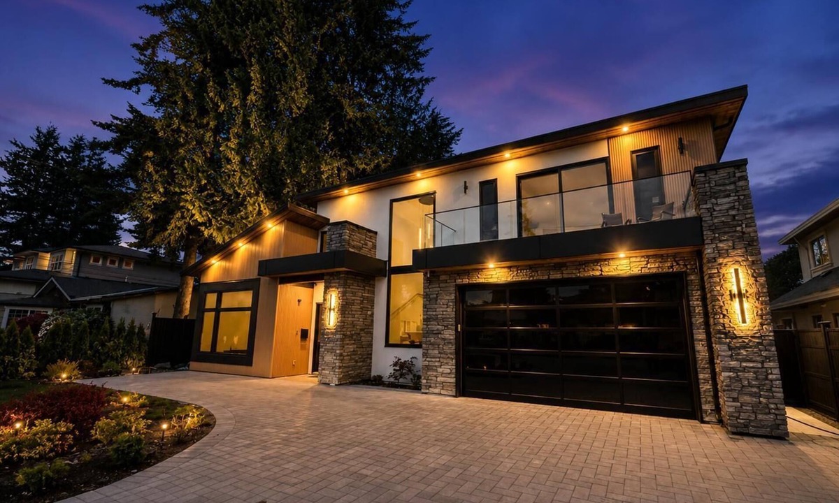South Surrey House | Executive 5BR Luxury Home in South Surrey/WR