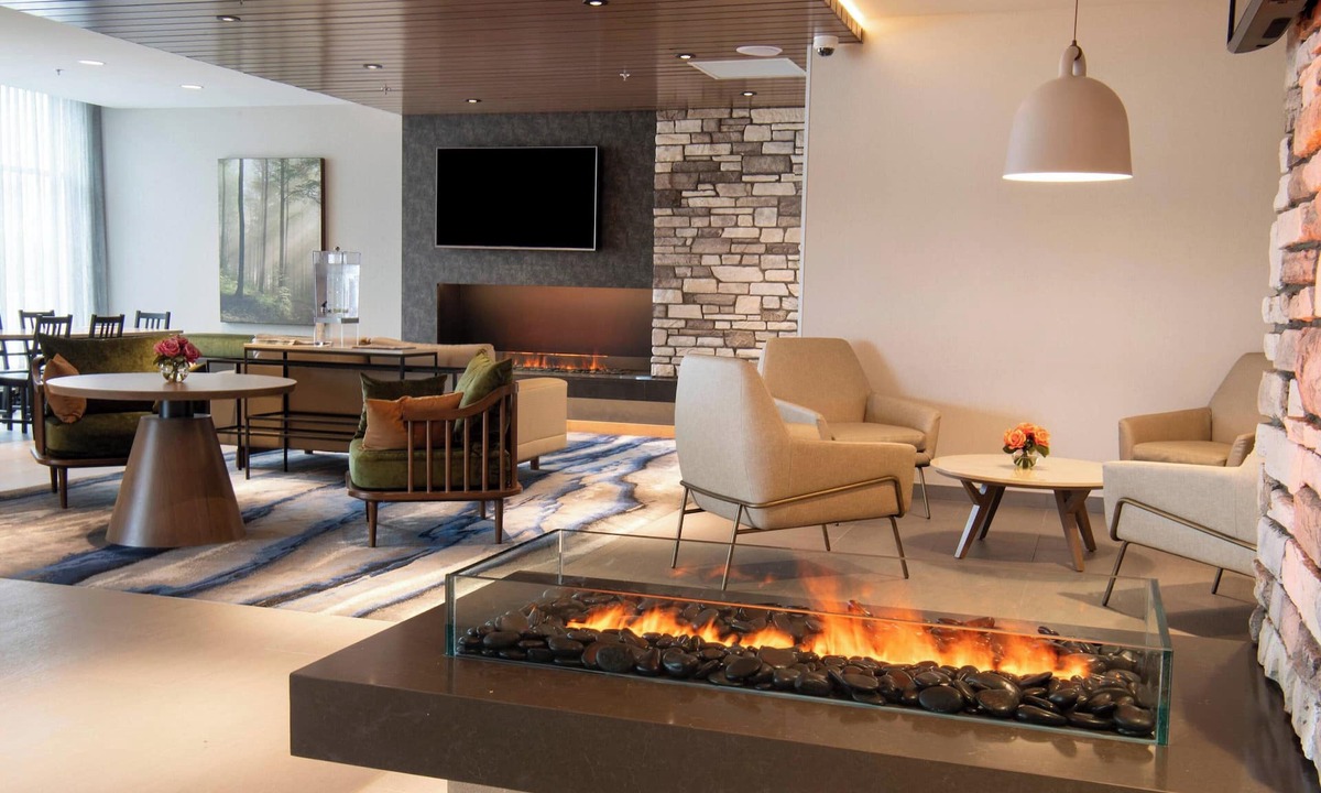 Edmonton International Airport Hotel | Fairfield by Marriott Edmonton International Airport