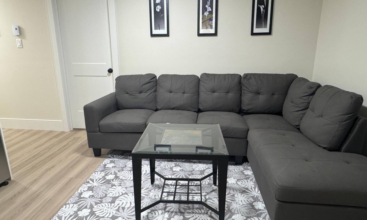 Moncton Apartment | Fabulous 1-bedroom apartment with AC in vibrant Moncton