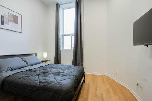 Montreal Apartment | Fabulous Studio with FREE Parking near Montreal Downtown