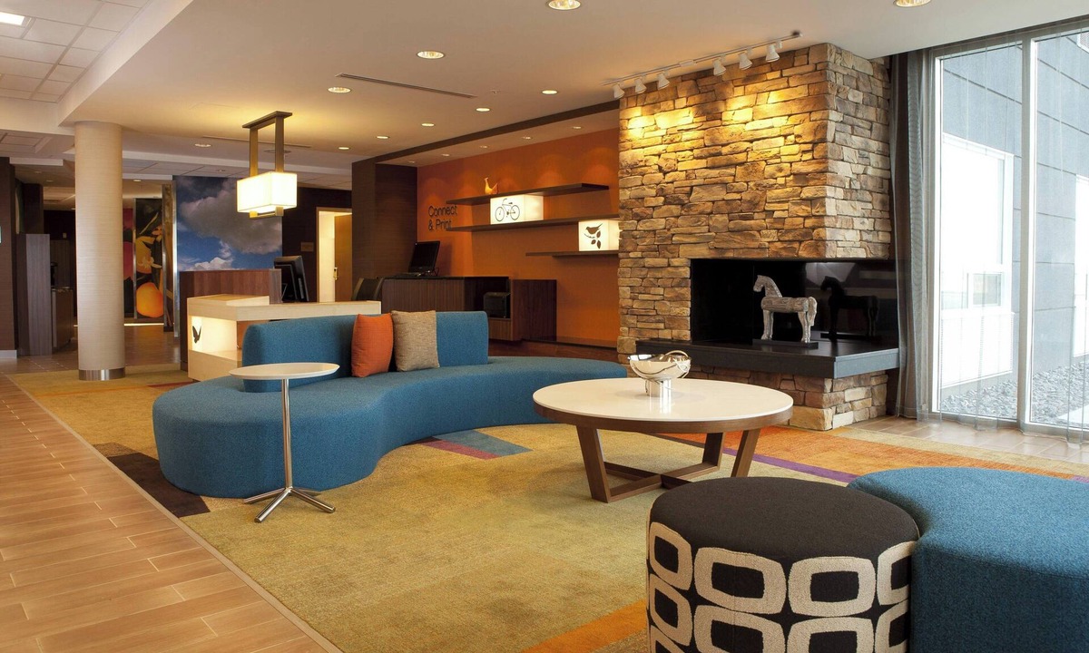 South Lethbridge Hotel | Fairfield Inn & Suites by Marriott Lethbridge