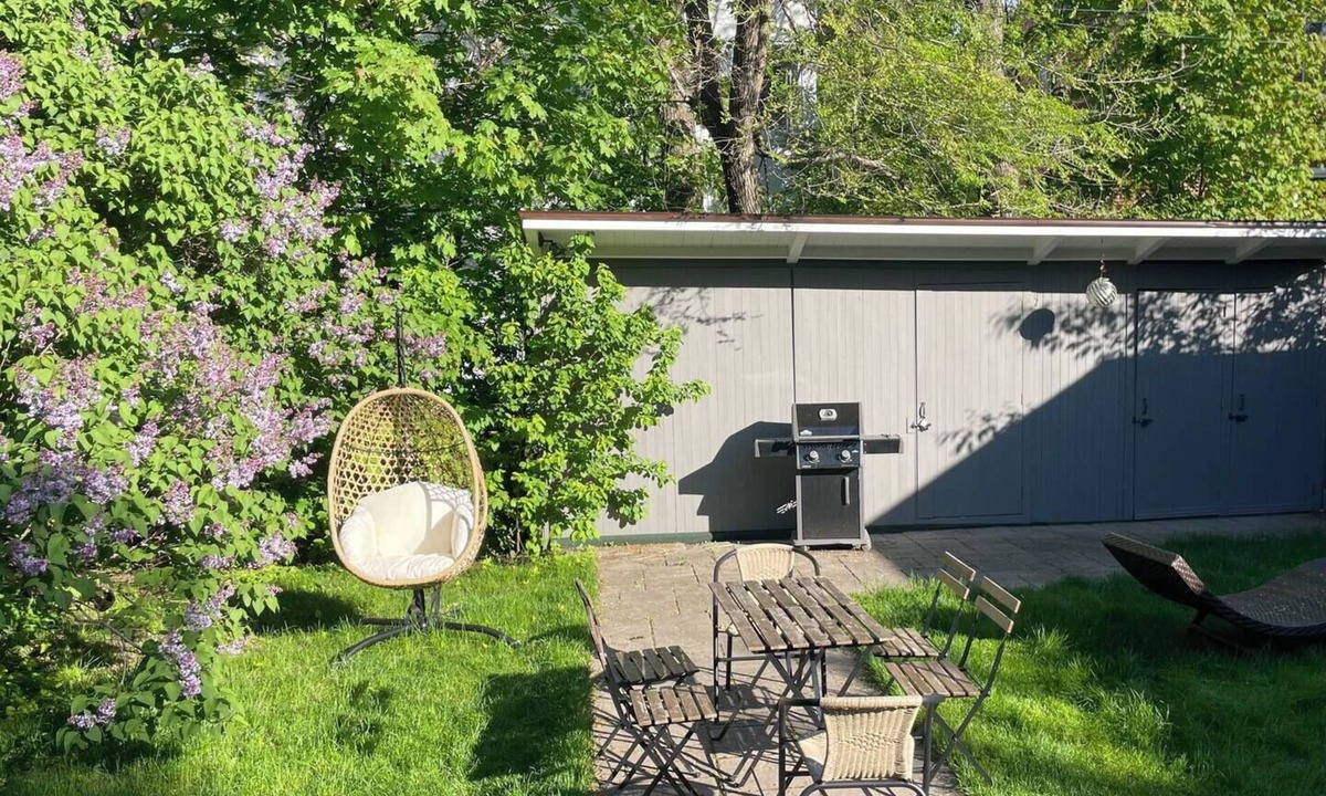 Sainte-Foy-Sillery-Cap-Rouge House | Family cottage with pool, in the heart of Sillery