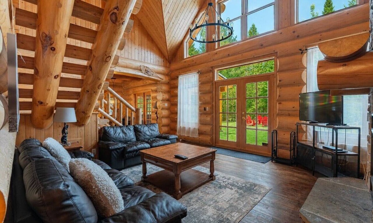 Fiddler Lake Resort House | Fiddler Lake Resort - Bear 25