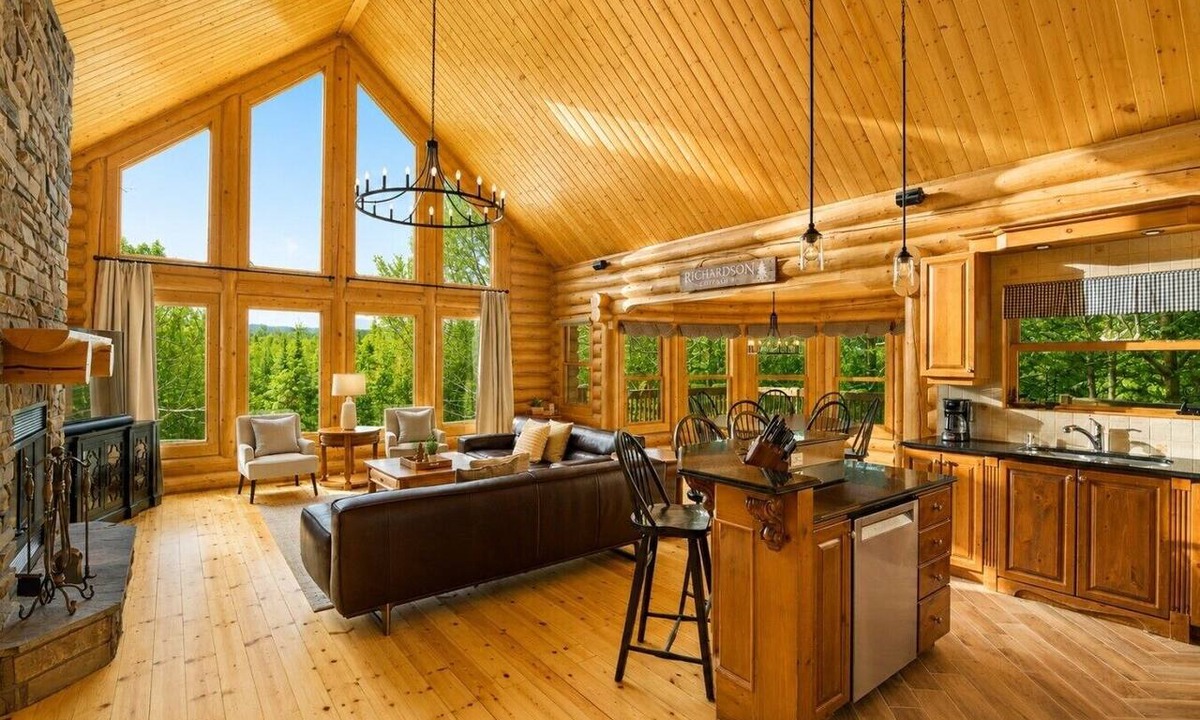 Fiddler Lake Resort House | Fiddler Lake Resort – Deer 6