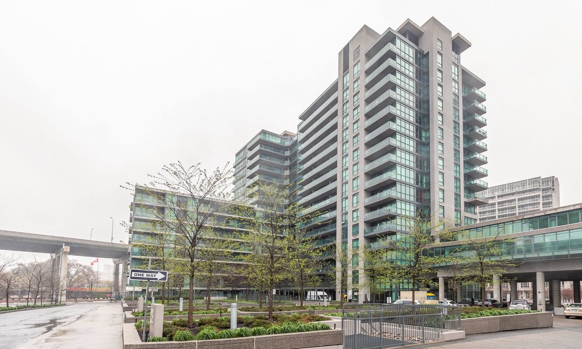 Fort York Apartment | Fort York Suites Toronto