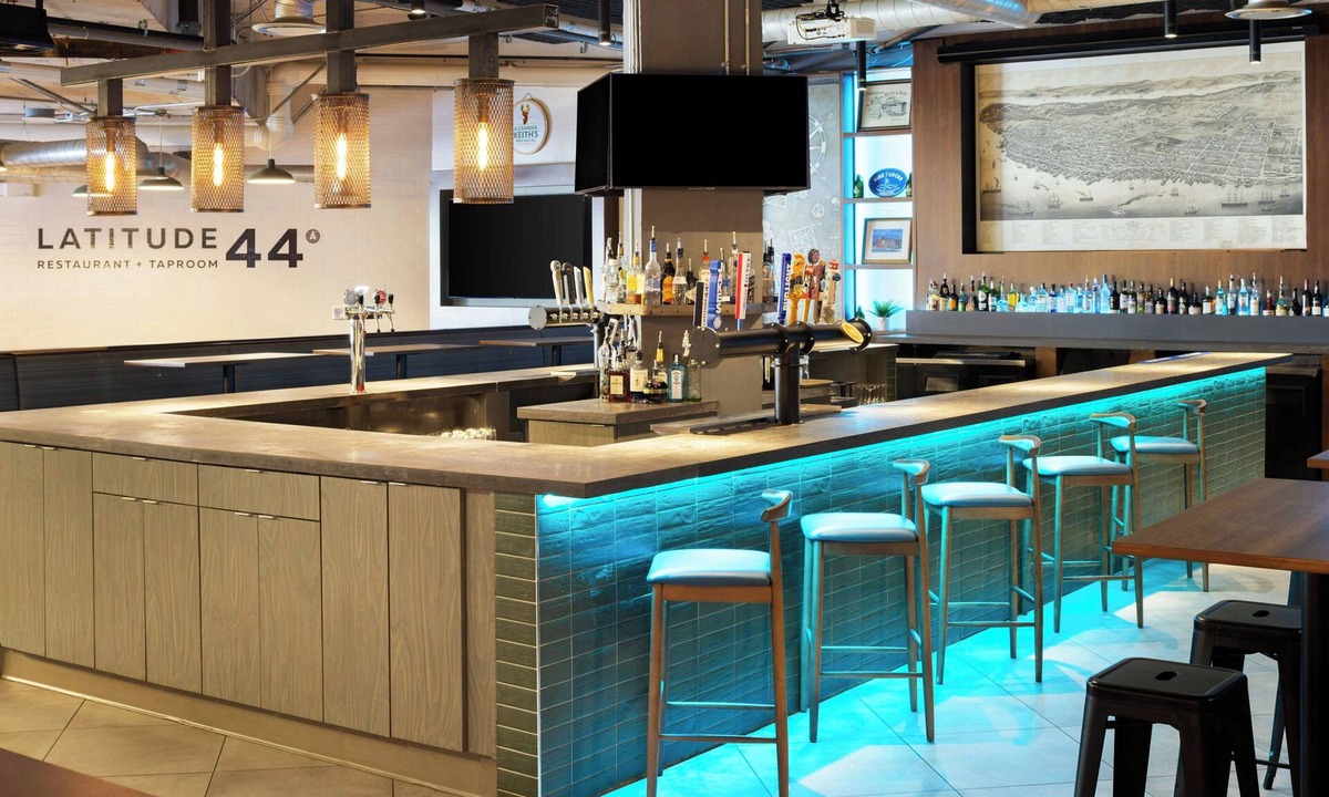 Downtown Halifax Hotel | Four Points by Sheraton Halifax