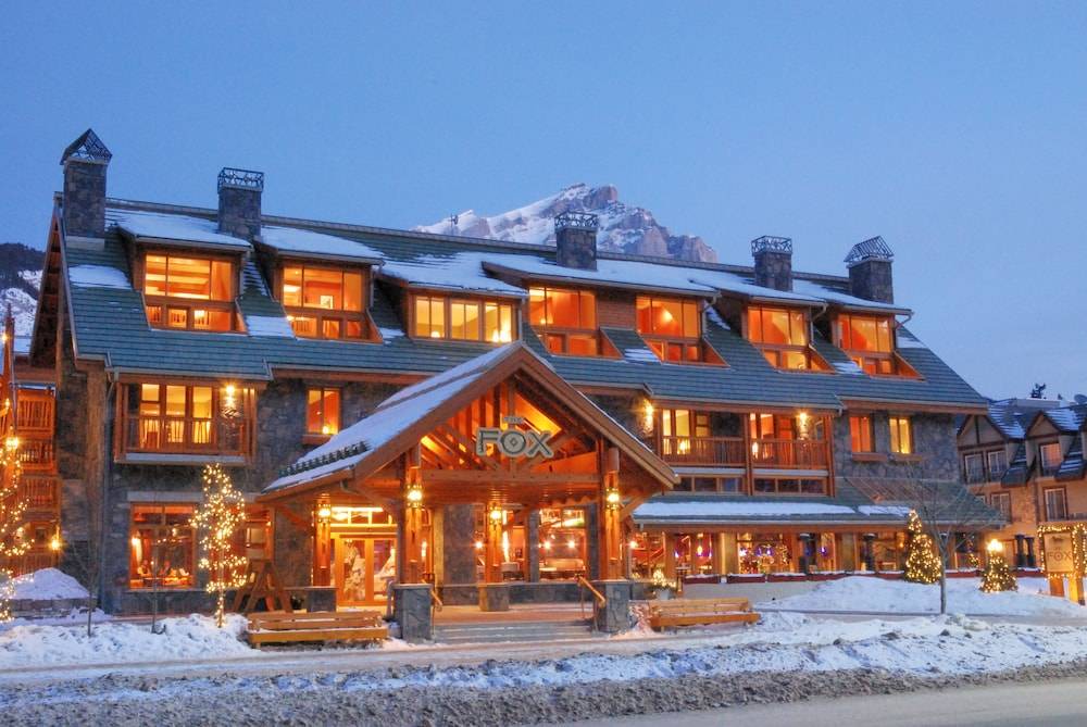 Banff Hotel | Fox Hotel & Suites