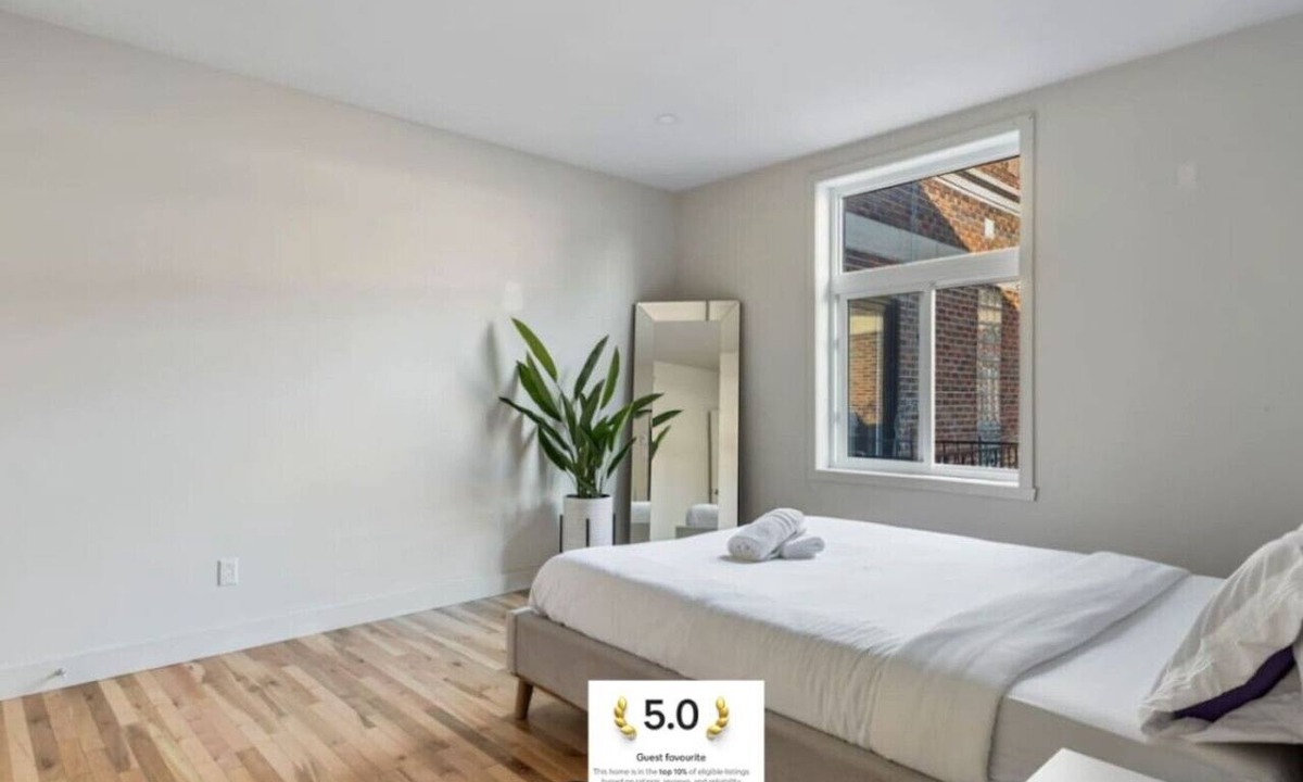 Cote-Des-Neiges—Notre-Dame-De-Grace Apartment | Freshly Designed Urban Space