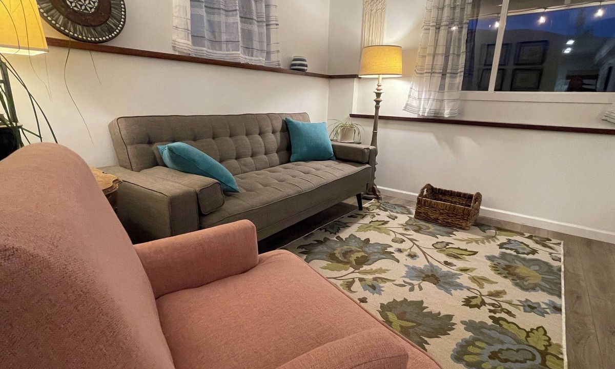 Okanagan-Similkameen Apartment | Gamay Garden Suite