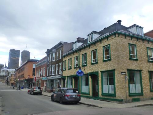 Saint-Roch Hostel | GLOBE-TROTTER & BACKPACKERS HOSTEL