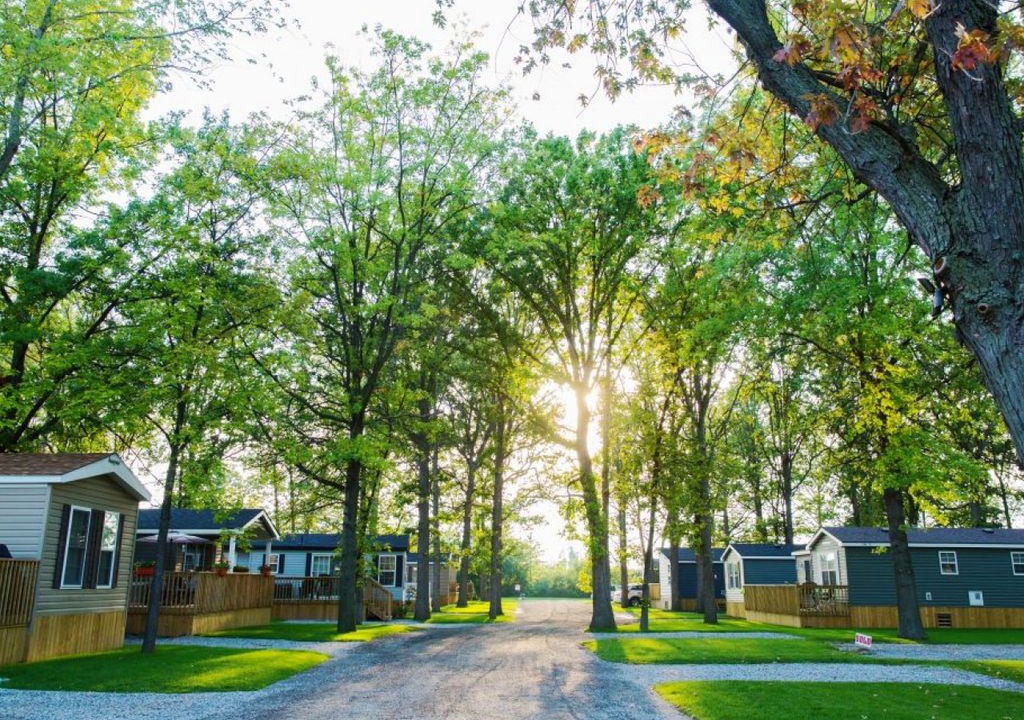 Virgil Cabin | Great Blue Resorts - Vine Ridge Resort - Niagara-on-the-Lake - 2 Bedroom Cottage