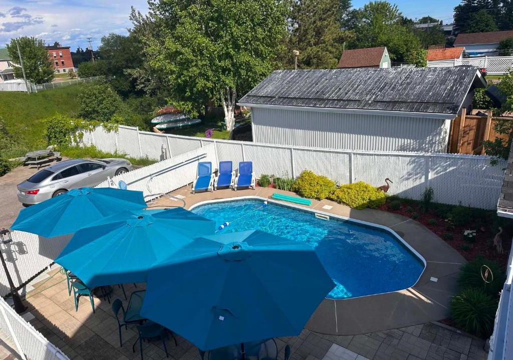 St. Felicien Hotel | Hôtel Auberge St-Félicien