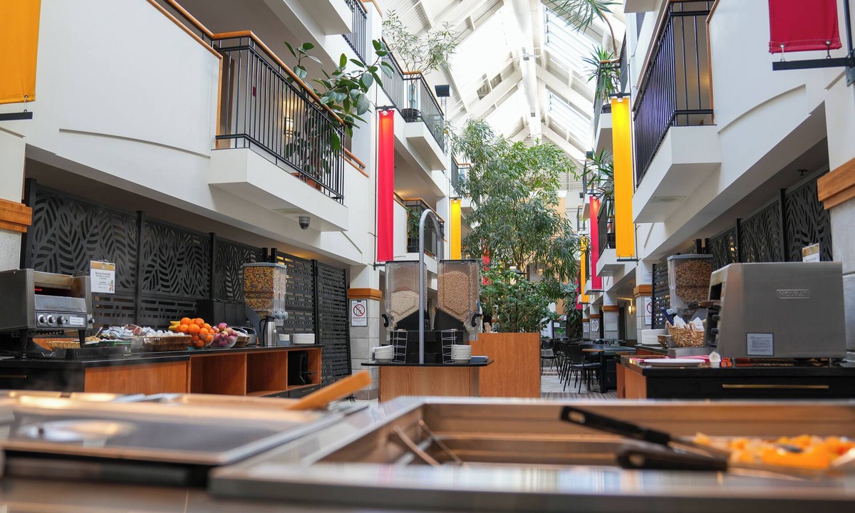 Sainte-Foy-Sillery-Cap-Rouge Hotel | Hôtel Lindbergh par JARO
