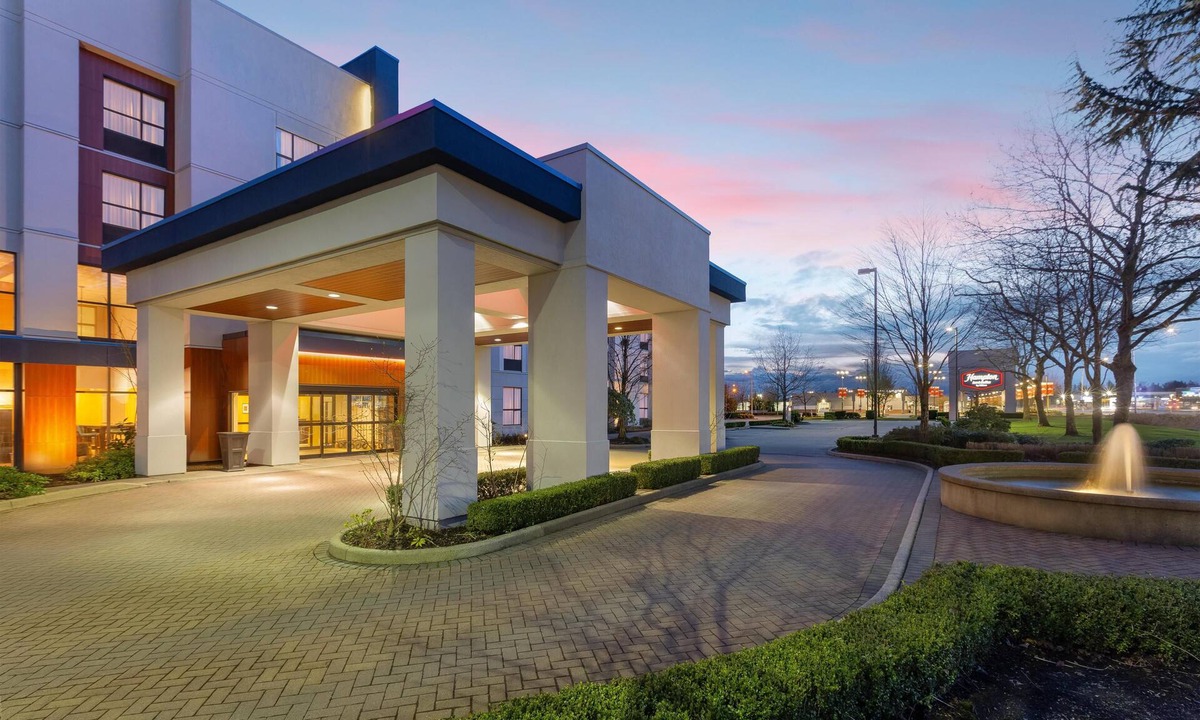 Surrey Hotel | Hampton Inn & Suites by Hilton Langley-Surrey