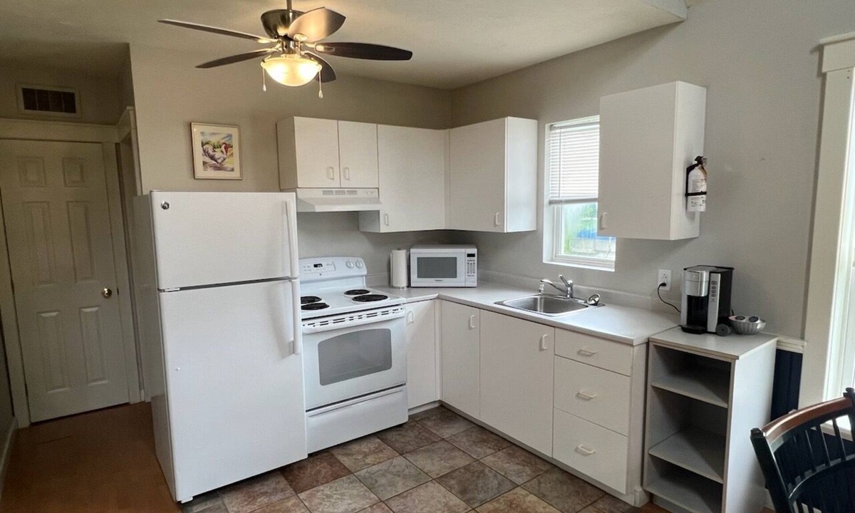 Shediac Cottage | Hardy's Parlee Beach Chalet #7