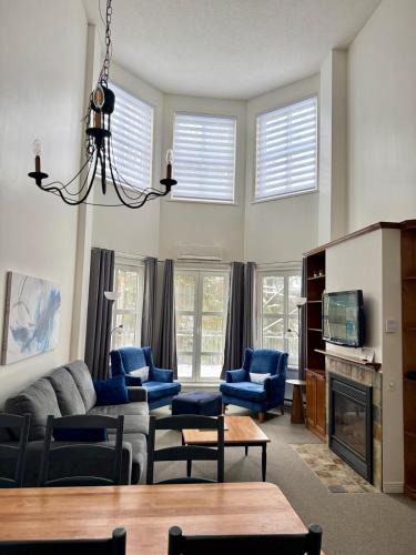 Mont-Tremblant Pedestrian Village Apartment | Heart of Tremblant - Johanssen, Place St. Bernard