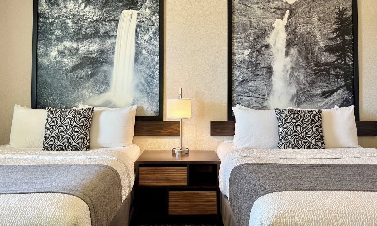 Peace River Hotel | High Point Inn & Suites Peace River