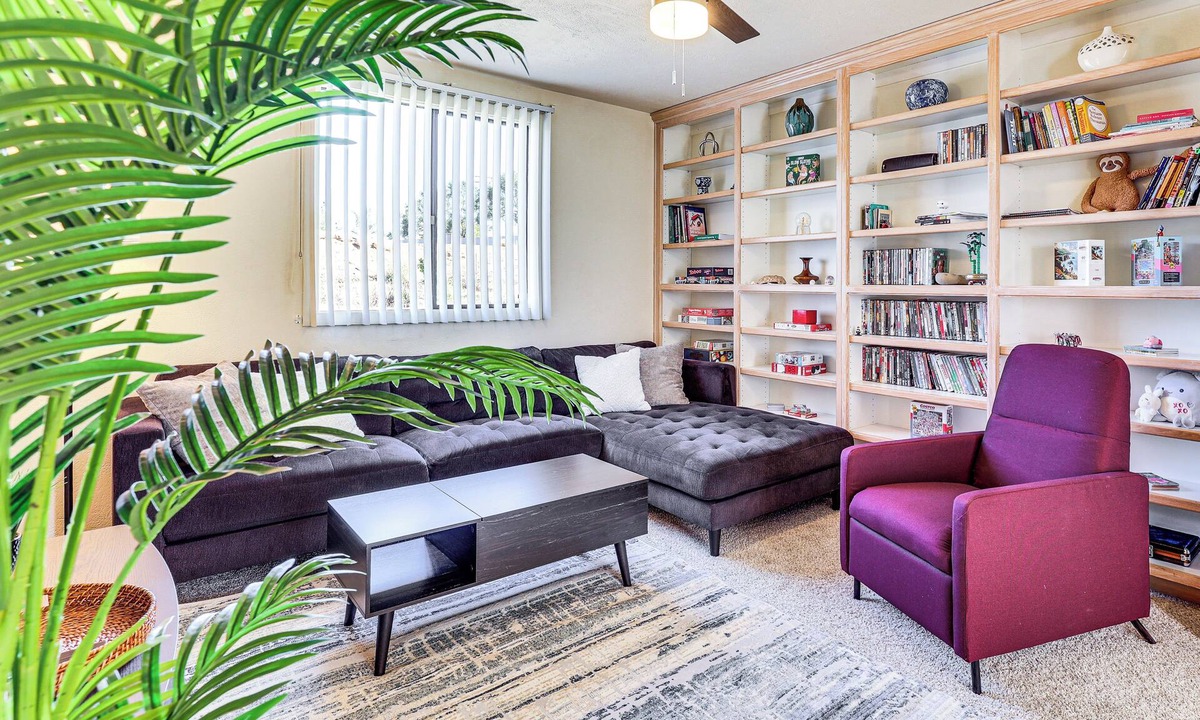 Fallbrook Cottage | Hike, Sip & Explore: Couples Retreat in Fallbrook