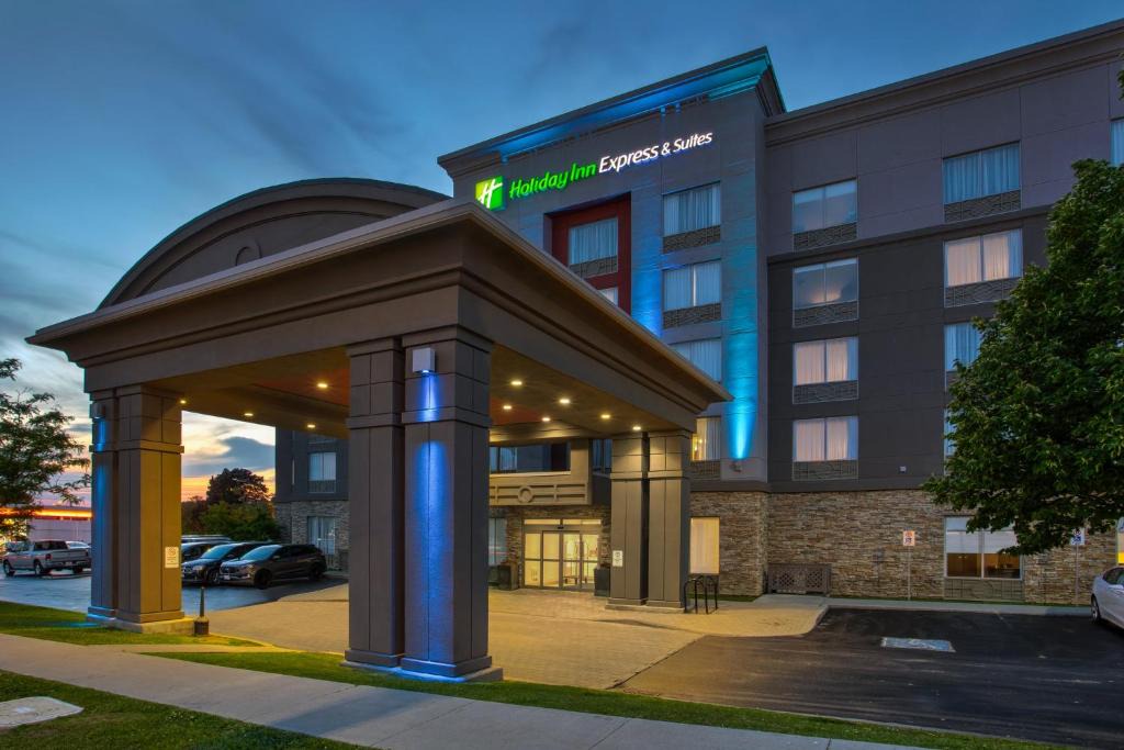 Kingston Hotel | Holiday Inn Express Kingston Central by IHG