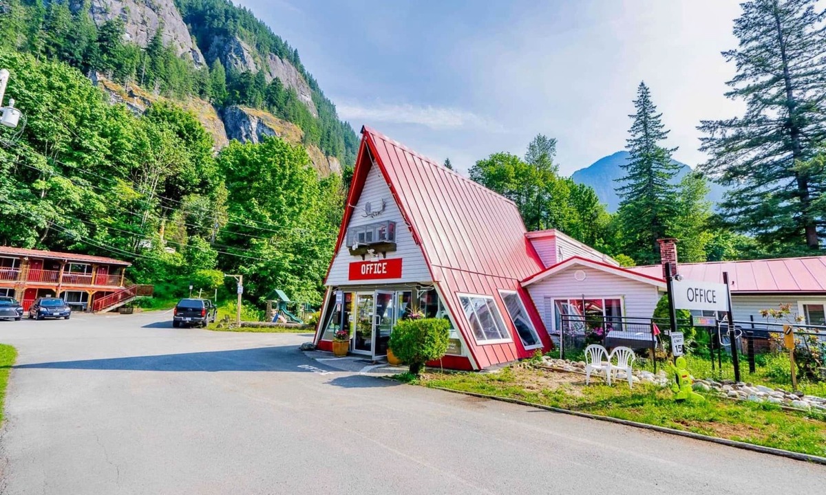 Hope Hotel | Holiday Motel & RV Resort