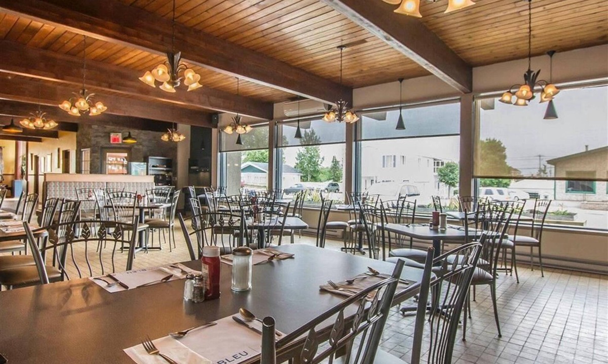 Forestville Hotel | Hotel Danube Bleu