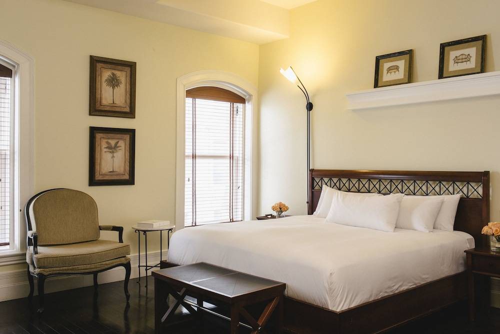 Old Montreal Hotel | Hotel Place d'Armes