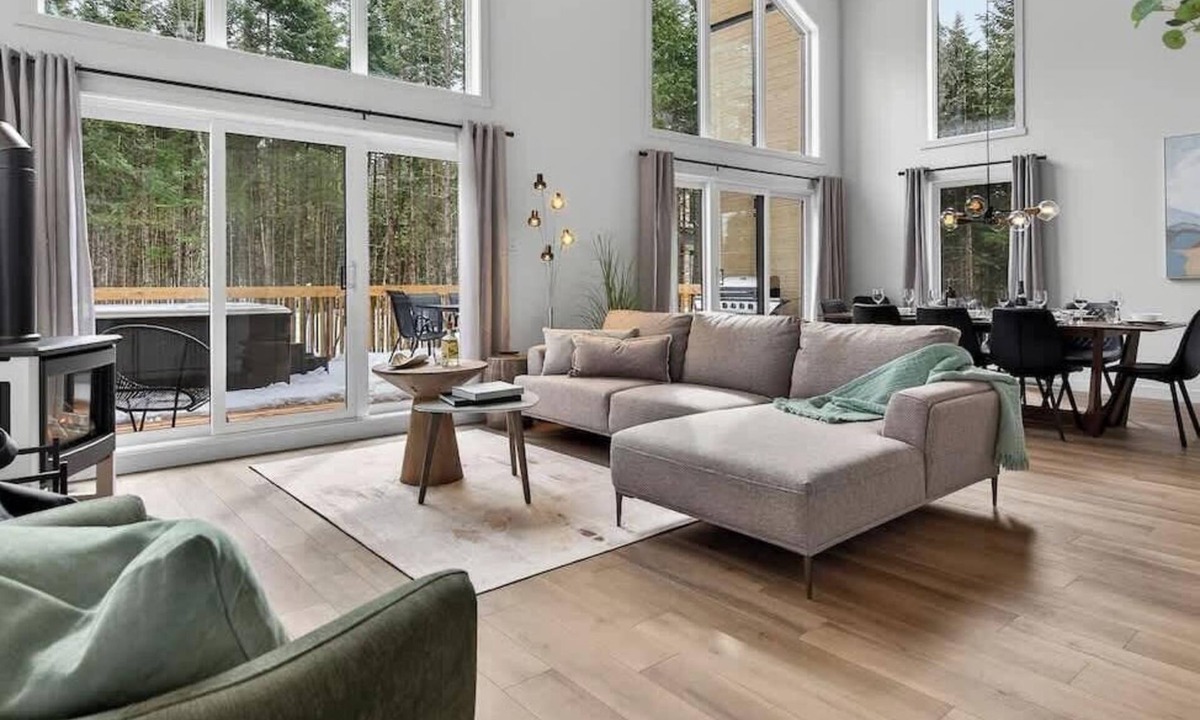 Shannon House | Hyttekos | 12 guests | Spa & cozy retreat