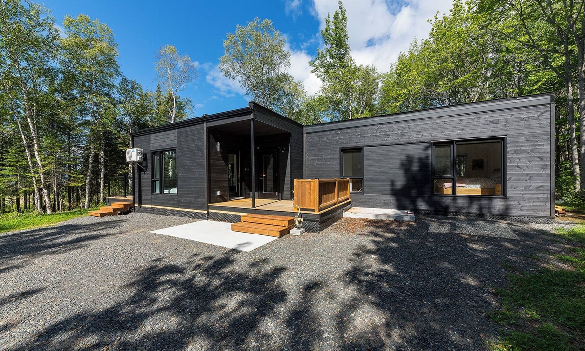 Les Eboulements House | In the heart of nature in Charlevoix, close to Baie-St-Paul