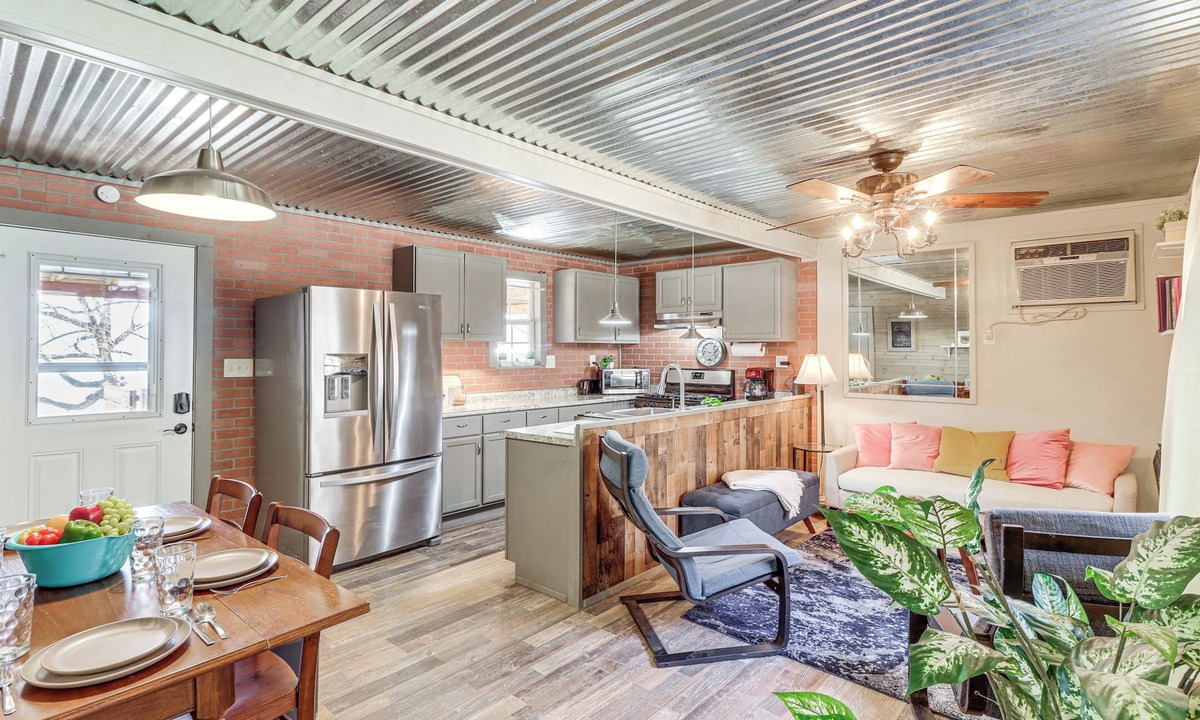Jasper Cottage | Jasper Cabin w/Fire Pit, Grill & Mountain Views!