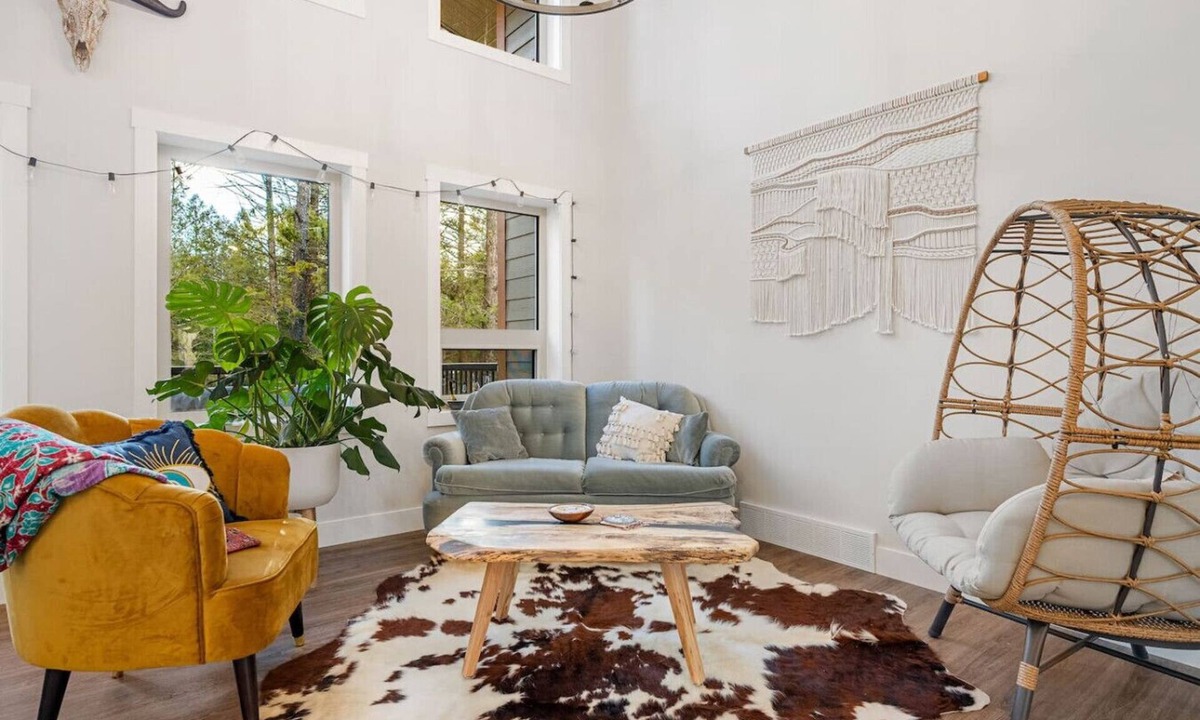 Windermere Apartment | Juniper | Beach Access | Sports Court | Deck | BBQ