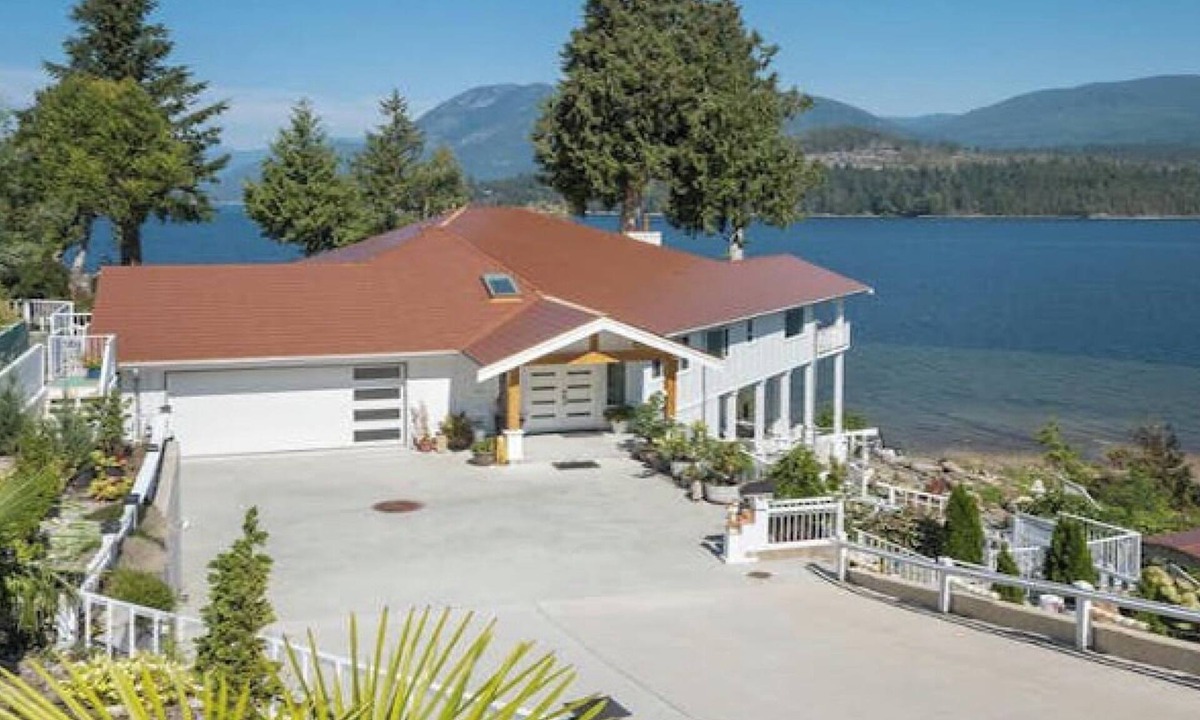 West Porpoise Bay Bed & Breakfast | Kaka Coast By The Sea 3, Private room , private bathroom