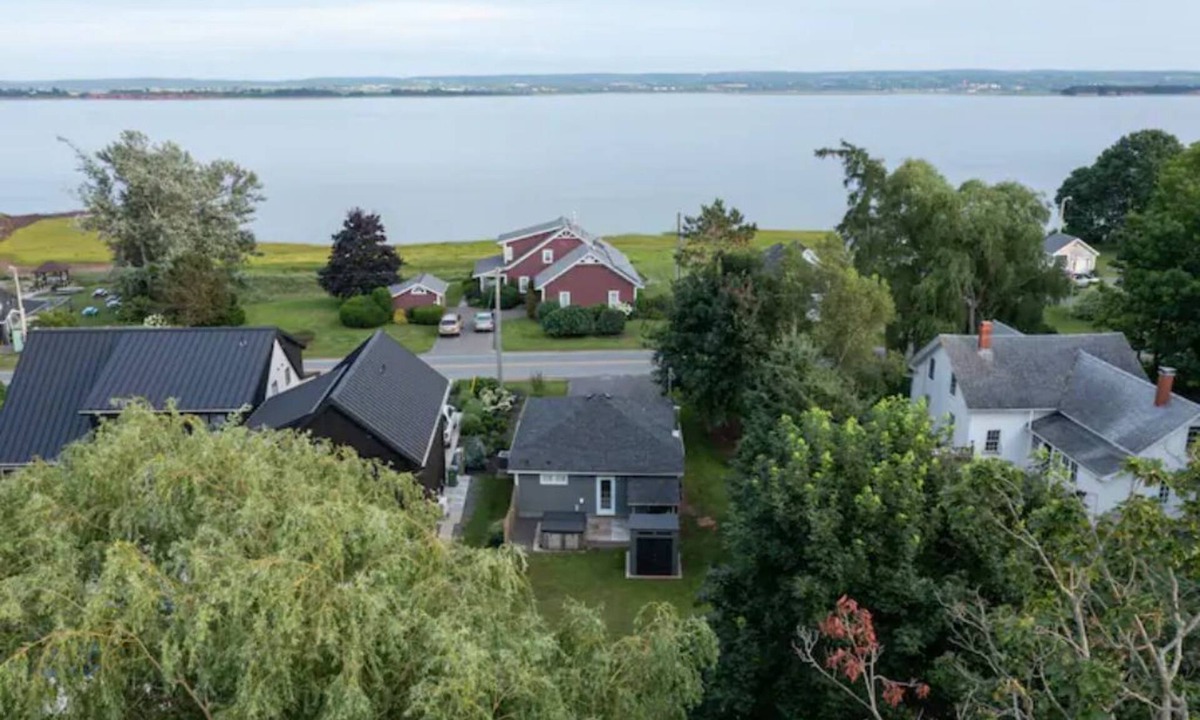 Kingsport House | @KingsportBytheSeaCottage