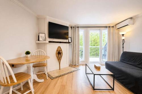 Mont-Tremblant Village Apartment | La Cachette 203 by Gestion ELITE