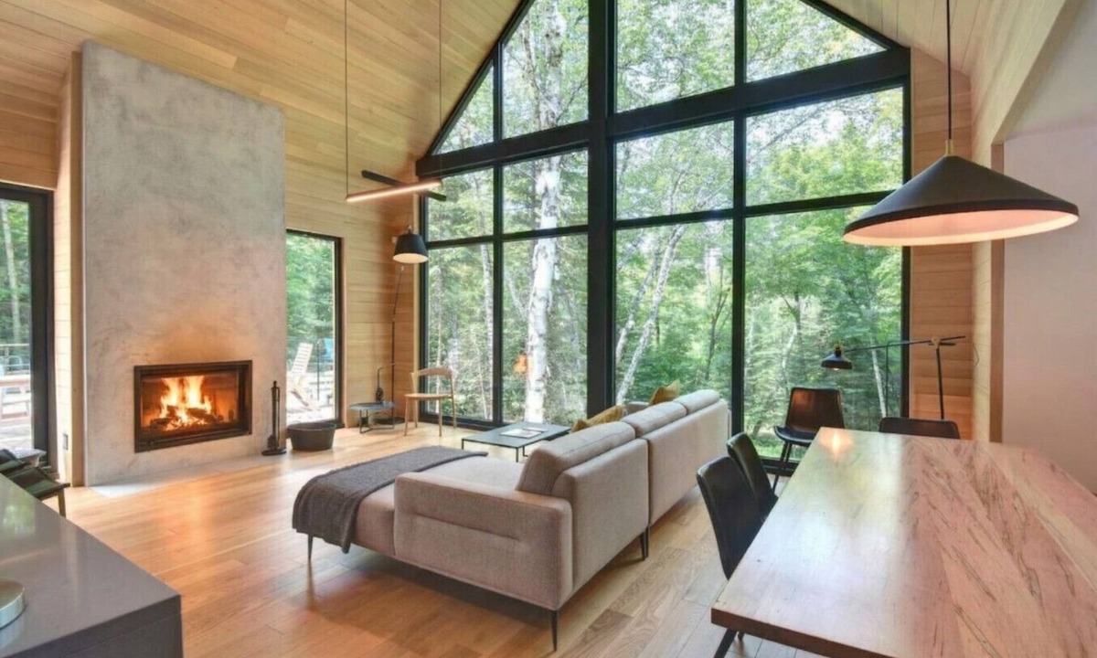 Saint-Faustin-Lac-Carre House | La Cardinal Rouge · Lac Superior Chalet w/Spa, Sauna & Games Room