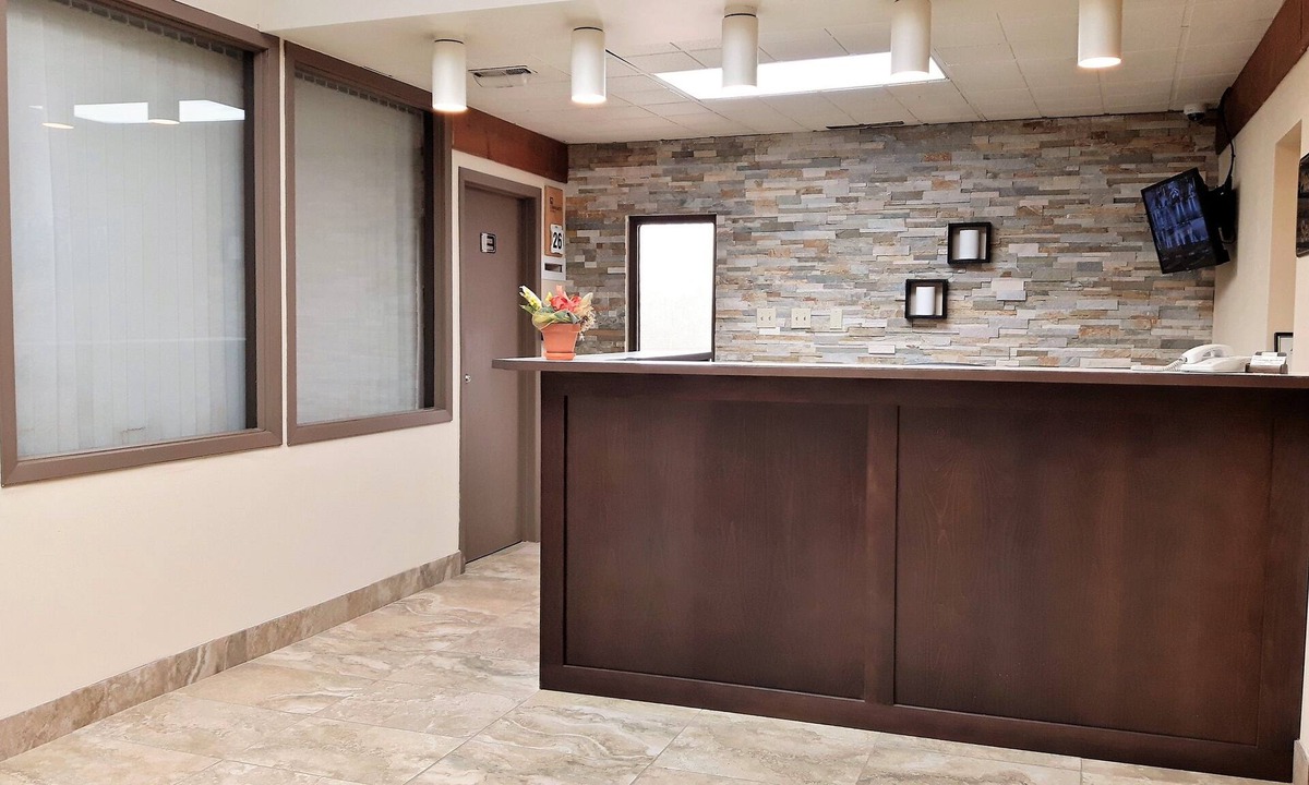 Lacombe Hotel | Lacombe Motor Inn
