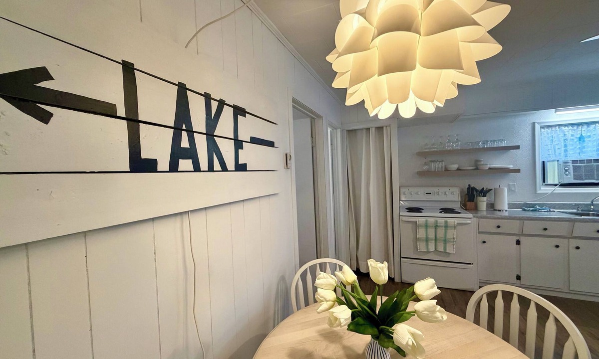 Lunenburg County Cabin | Lake Mushamush Cottage!