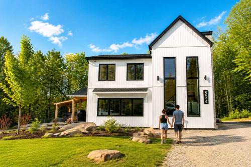 Chertsey Ski Chalet | Lake Spa and Pool table - Le Gaia