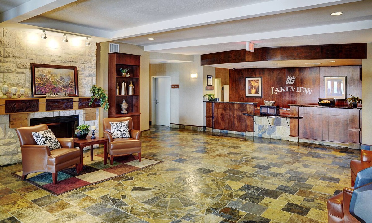 Slave Lake Hotel | Lakeview Inns & Suites - Slave Lake