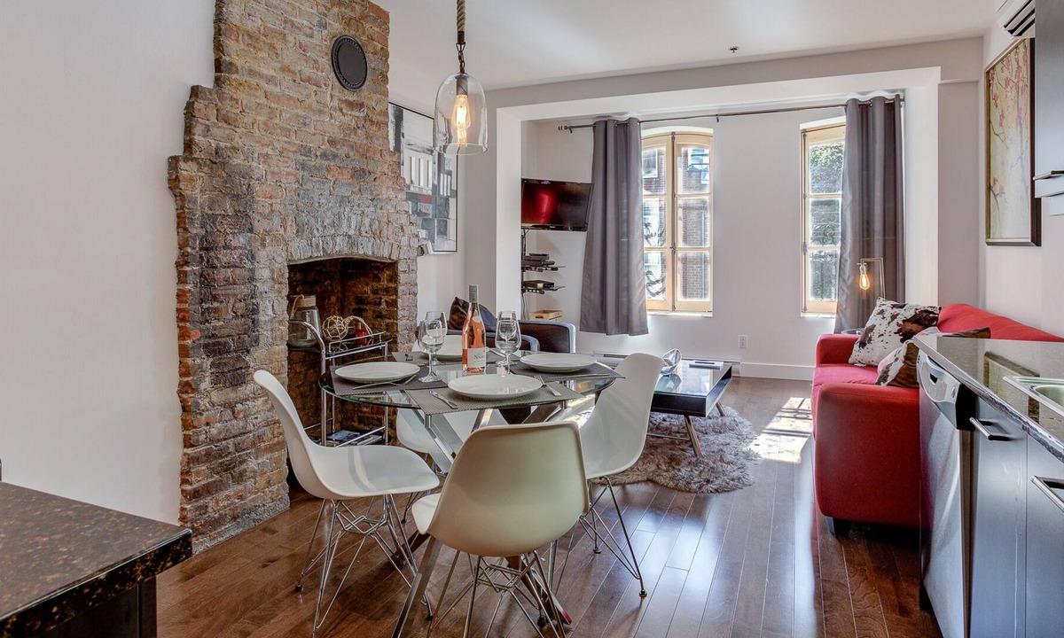 Lower Town Apartment | Le 1174 for rent - Old Port Quebec City